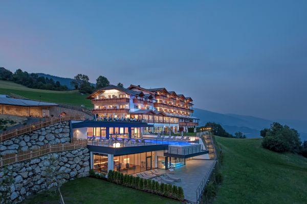 Huberhof Panorama Hotel (Alpen)